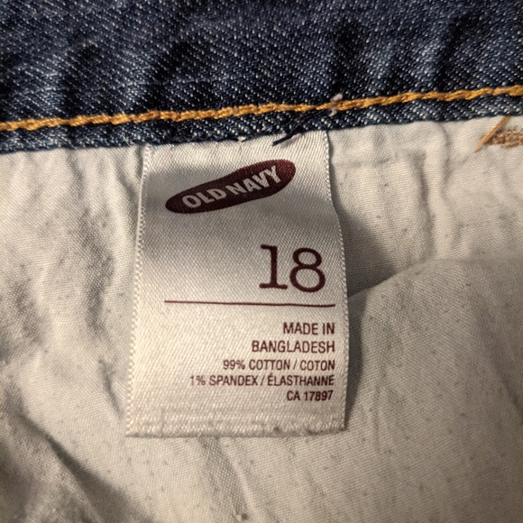 Old Navy Jean Skirt, size 18 - Picture 3 of 3